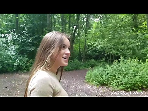 ❤️ Я запропонував Евеліні потрахатися в громадському місці! Вона сказала так. Потім я трахкав її в дупу і сперму в рот. Тоді вона розлютилася. ❤❌ Домашнє порно у нас ️❤